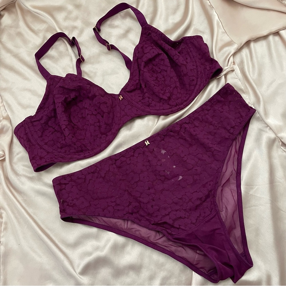 Savage X Fenty Lingerie Set 42D